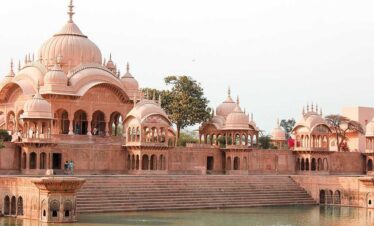 Mathura & Vrindavan Dham Yatra with Barsana, Gokul, Nandgaon & Raman Reti (3 Nights / 4 Days)