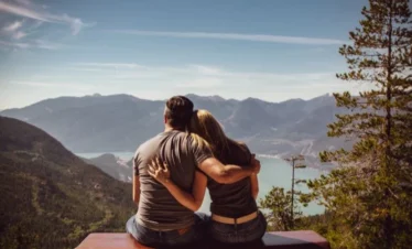 Romantic Kashmir Honeymoon Package (6 Nights / 7 Days)